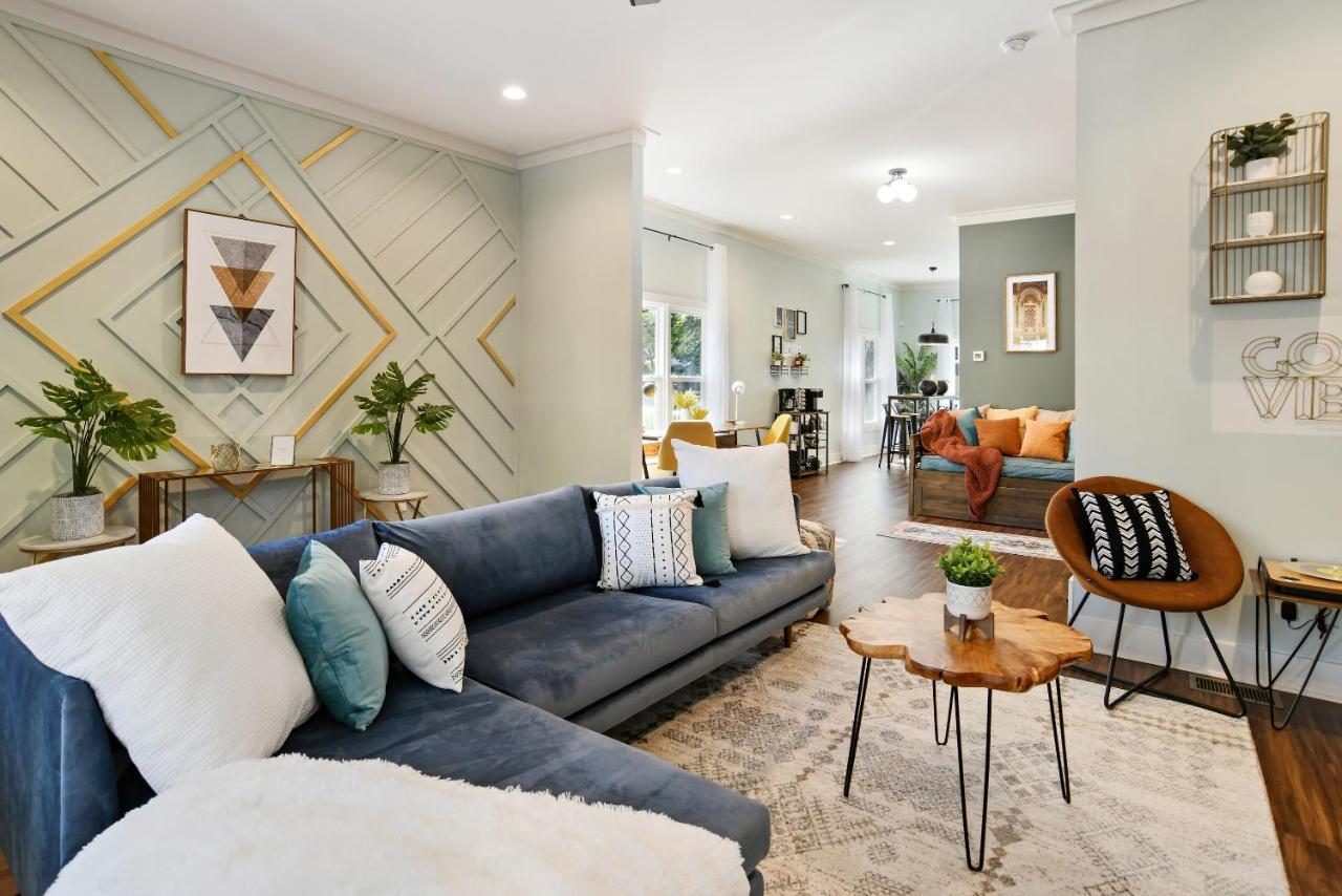 Sun Lit Modern Home With Good Vibes And Lots Of Coffee - Designedbydom Atlanta Exterior foto